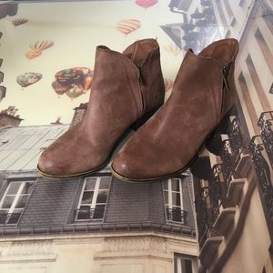 Lucky Brand Brenon Leather Booties